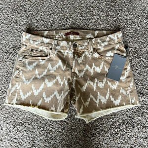 NWT 7‎ For All Mankind Women’s Size 27 Toffee Shorts Frayed Bottom